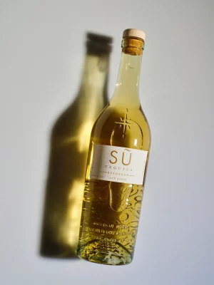 SŨ Reposado